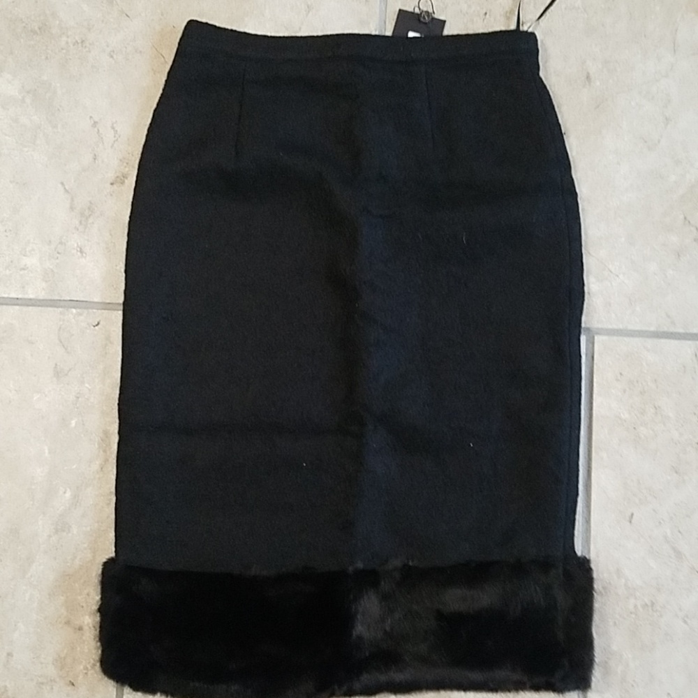 Collectif Black Pencil Skirt with Faux Fur Trim